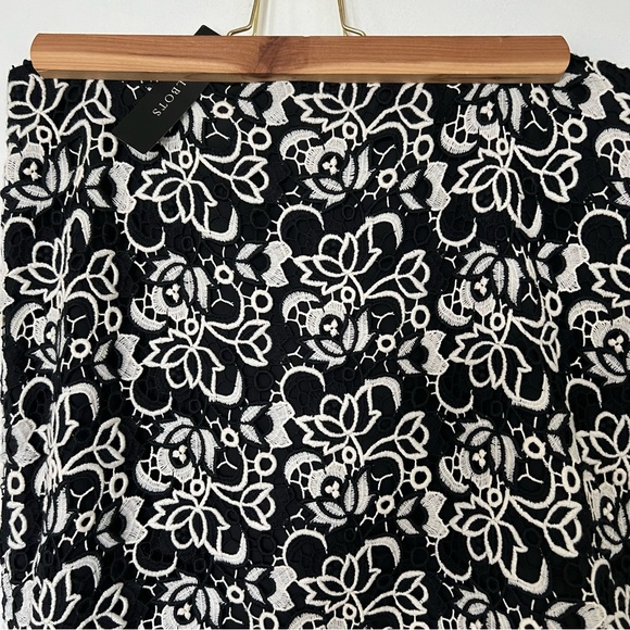 NWT Talbots Black & White Lace Embroidered Overlay Skirt - Picture 3 of 5
